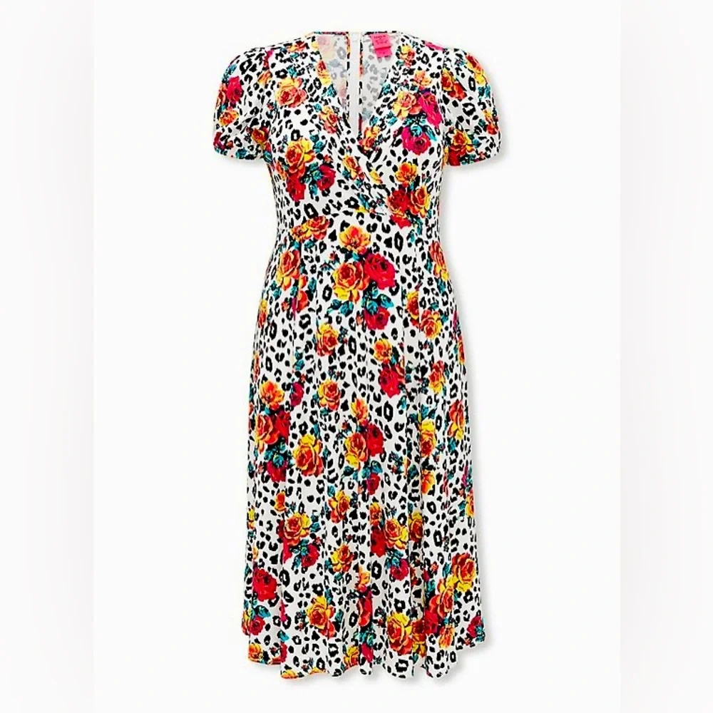 Betsey Johnson x Torrid Dress - Picture 4 of 13